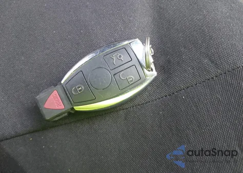 2013 Mercedes-Benz C 300 Luxury 4Matic from USA, damaged, VIN WDDGF8AB5DR251972